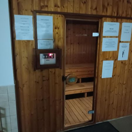 ザラカロシュViola Wellness Apartmanアパートメント エクステリア 写真