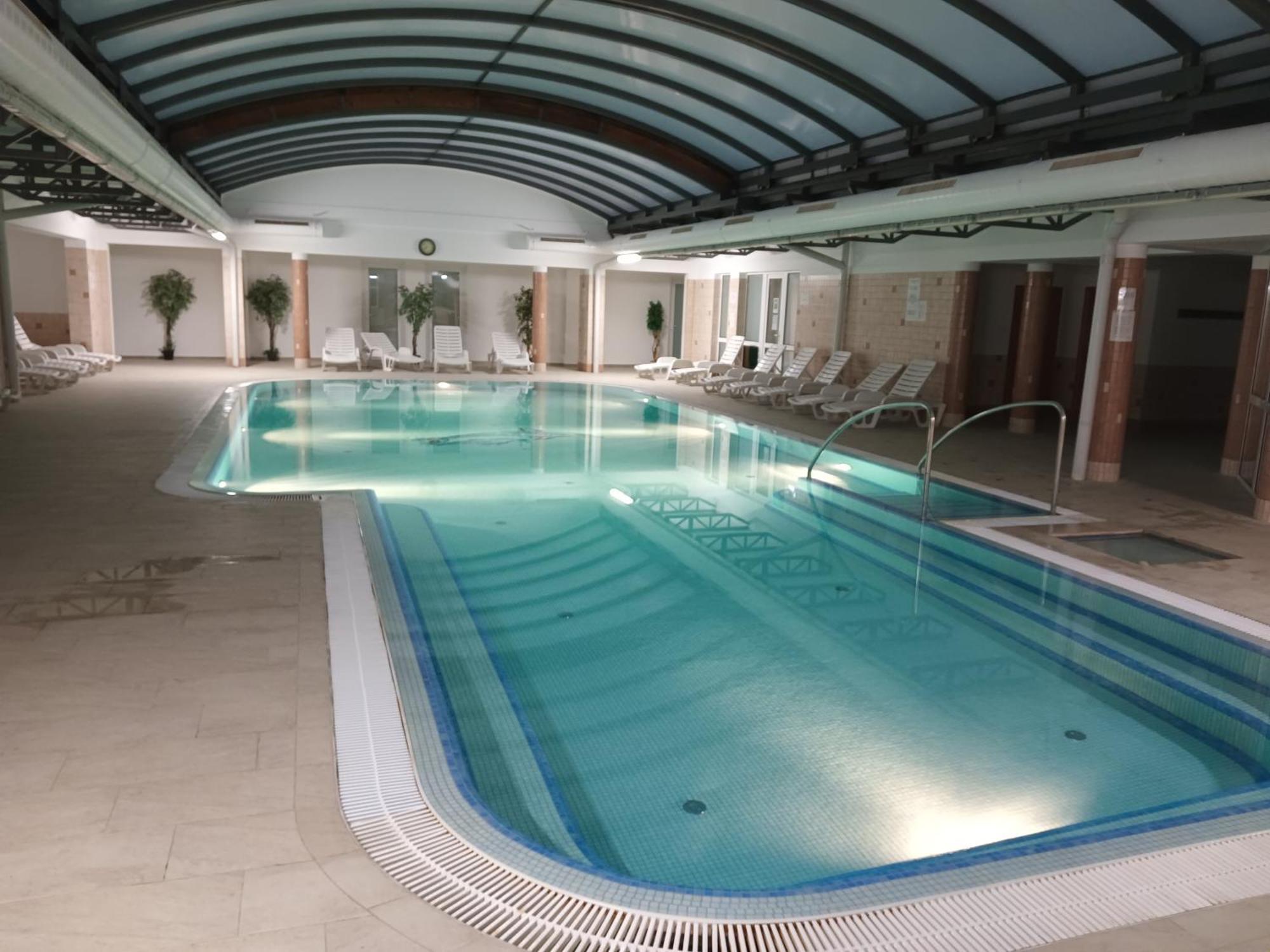 ザラカロシュViola Wellness Apartmanアパートメント エクステリア 写真